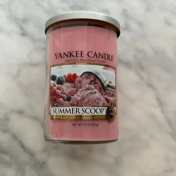 Yankee Candle SUMMER SCOOP Large 2 Wick Tumbler Jar - Picture 2 of 3
